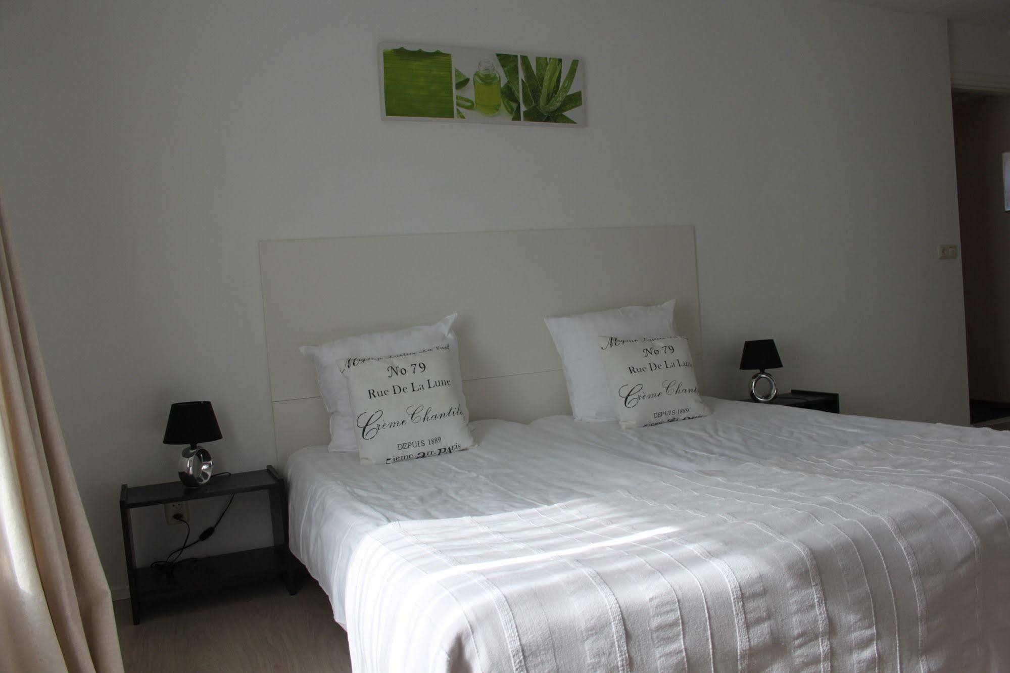 Vroenhof Hotel 2*