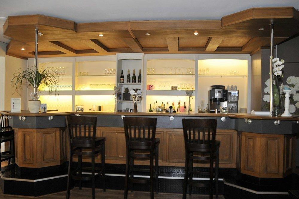 Vroenhof Hotel 2*